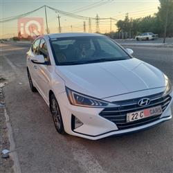 هیوندای ئەلەنترا